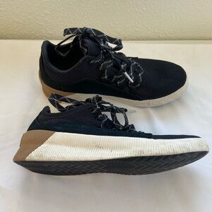 Sorel Woman’s “Out & About” sneakers